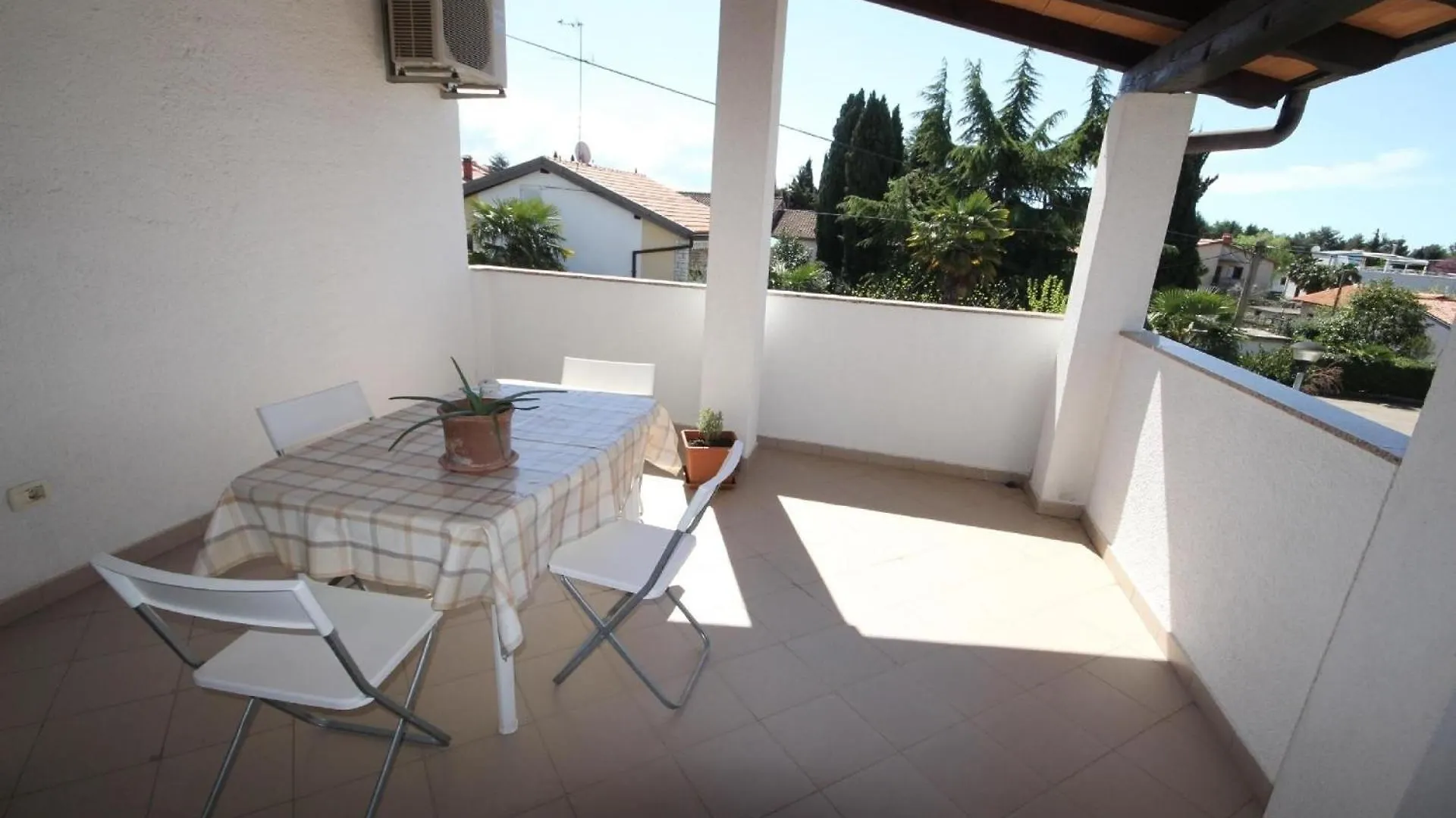 Ferienwohnung Fuer 4 Personen 1 Kind Ca 65 M In Novigrad, Adriakueste Kroatien Westkueste Von Istrien Karpinjan